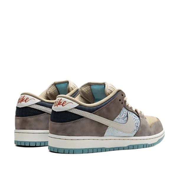 Nike SB Dunk Low “Street Hawker” - Image 3