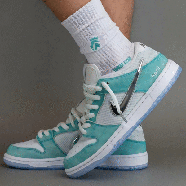 Nike SB Dunk Low “April Skateboards” - Image 6